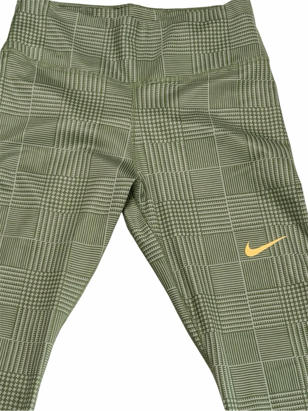 #081 🧨—Nike Leggings with Gold Swoosh Size Small - Picture 2 of 6